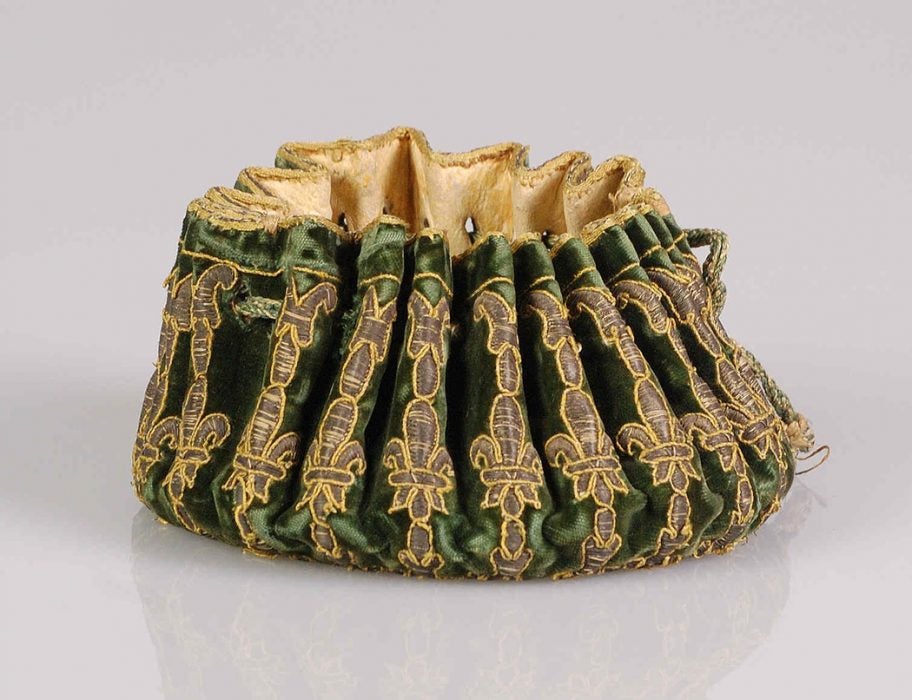 A French gaming purse from the late 17th century (Artstor)