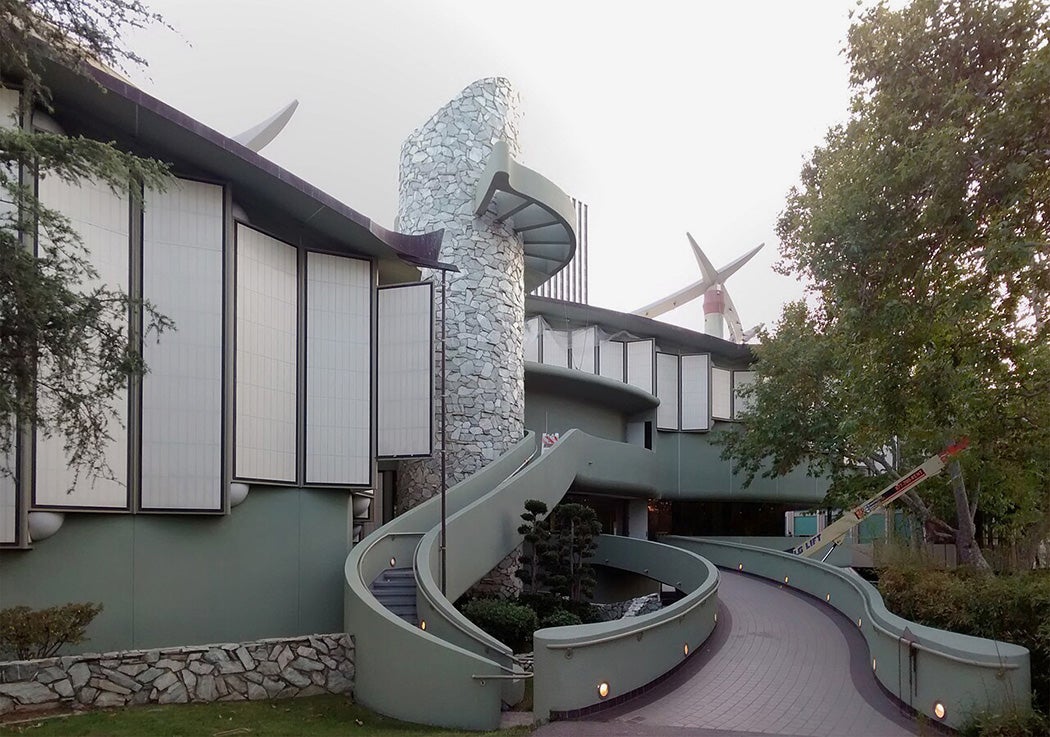 Pavilion for Japanese Art, Los Angeles County Museum of Art, designed by architect Bruce Goff